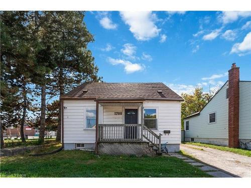 1788 Barton Street E, Hamilton, ON - Outdoor With Deck Patio Veranda