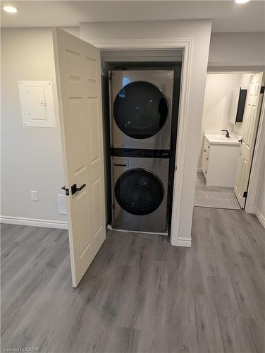 Lower-919 Marl Meadow Court, Kitchener, ON - Indoor Photo Showing Laundry Room