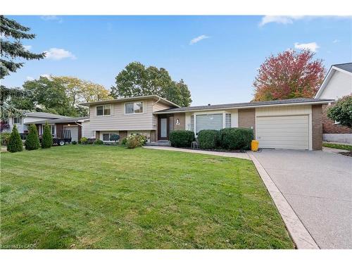 11 George Street, Grimsby, ON - Outdoor With Facade