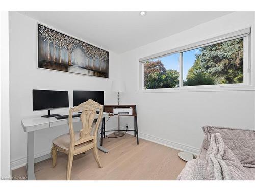 11 George Street, Grimsby, ON - Indoor Photo Showing Office