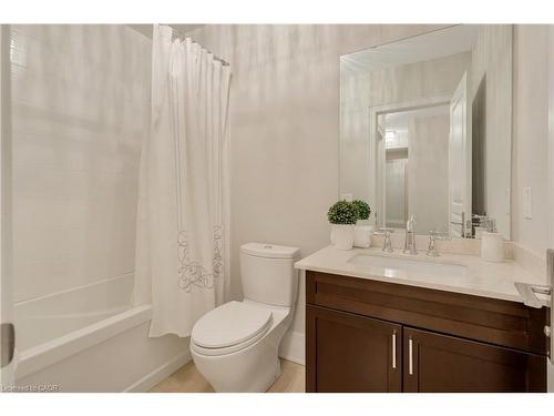 251 Hanover Street, Oakville, ON - Indoor Photo Showing Bathroom