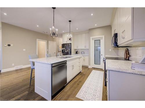 683 Forman Avenue, Stratford, ON - Indoor Photo Showing Kitchen