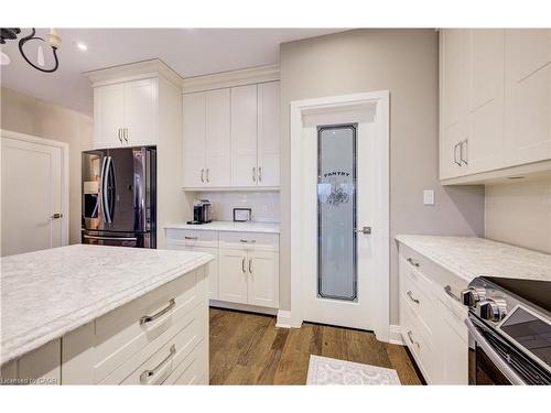 683 Forman Avenue, Stratford, ON - Indoor Photo Showing Kitchen