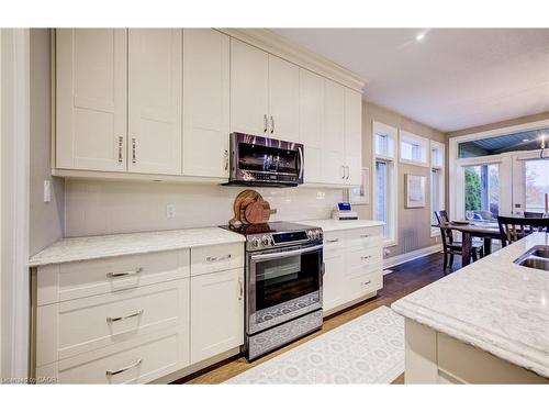 683 Forman Avenue, Stratford, ON - Indoor Photo Showing Kitchen