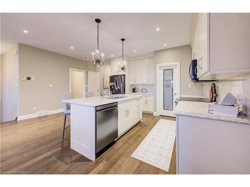 683 Forman Avenue, Stratford, ON - Indoor Photo Showing Kitchen