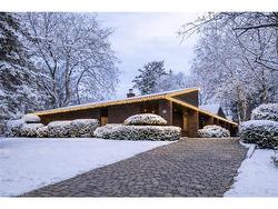 1168 Carey Road  Oakville, ON L6J 2E4