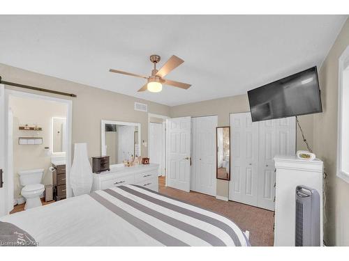 54 Morgan Drive, Caledonia, ON - Indoor Photo Showing Bedroom