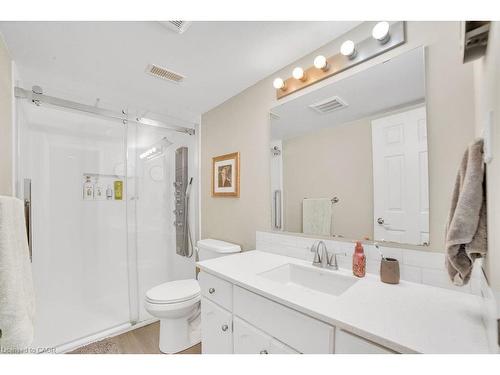 54 Morgan Drive, Caledonia, ON - Indoor Photo Showing Bathroom