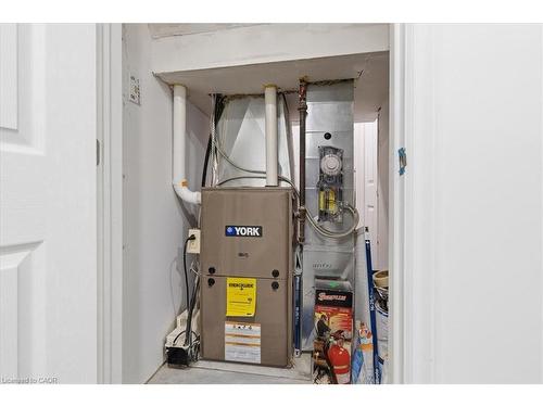 157 Pinedale Drive, Kitchener, ON - Indoor Photo Showing Basement