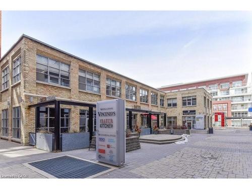 307-191 King Street S, Waterloo, ON - Outdoor