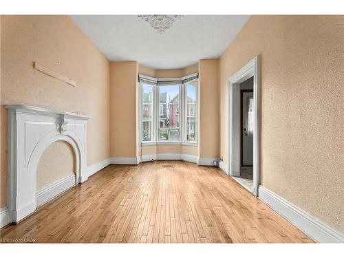 241 Robert Street, Hamilton, ON - Indoor Photo Showing Other Room