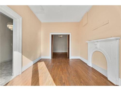 241 Robert Street, Hamilton, ON - Indoor