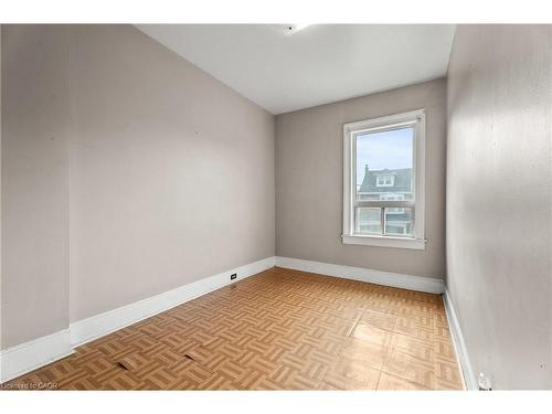241 Robert Street, Hamilton, ON - Indoor Photo Showing Other Room