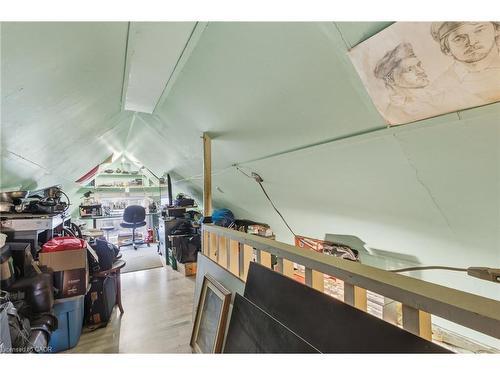 30 Chatham Street, Hamilton, ON - Indoor Photo Showing Other Room