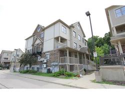 3E-255 Maitland Street  Kitchener, ON N2R 1Z2