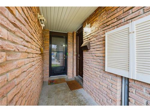 11 Hillbrook Crescent, Kitchener, ON - Outdoor With Exterior