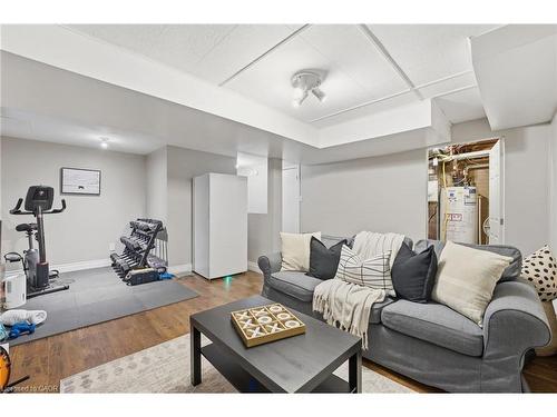 11 Hillbrook Crescent, Kitchener, ON - Indoor Photo Showing Gym Room