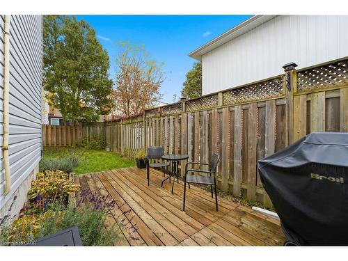 11 Hillbrook Crescent, Kitchener, ON - Outdoor With Exterior