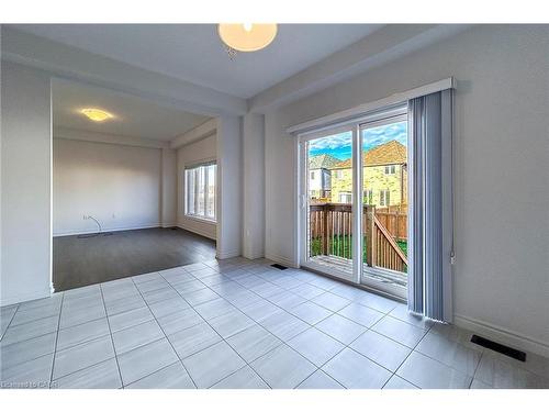 466 Blackburn Drive, Brantford, ON - Indoor Photo Showing Other Room