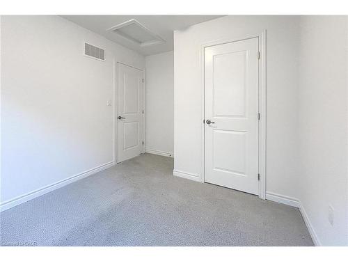 466 Blackburn Drive, Brantford, ON - Indoor Photo Showing Other Room