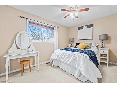 51-2531 Northampton Boulevard, Burlington, ON - Indoor Photo Showing Bedroom