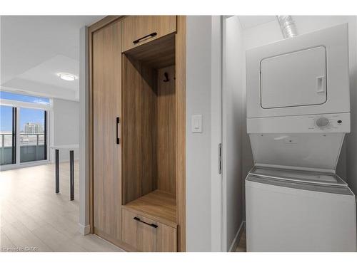 2905-20 George Street, Hamilton, ON - Indoor Photo Showing Laundry Room