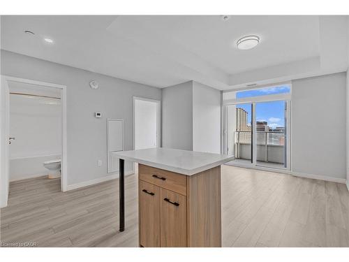 2905-20 George Street, Hamilton, ON - Indoor