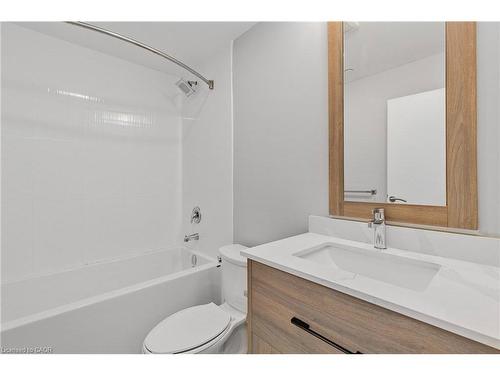 2905-20 George Street, Hamilton, ON - Indoor Photo Showing Bathroom