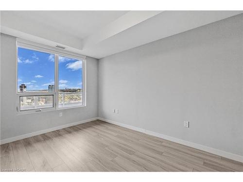 2905-20 George Street, Hamilton, ON - Indoor Photo Showing Other Room