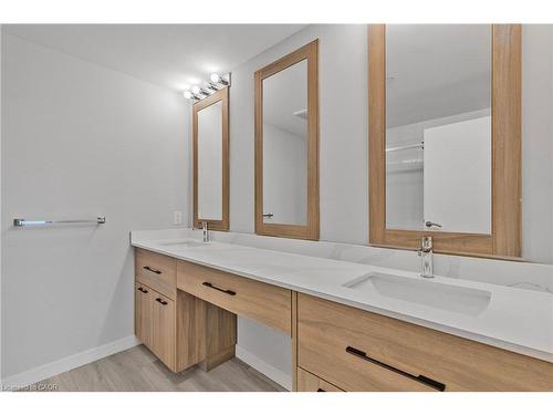 2905-20 George Street, Hamilton, ON - Indoor Photo Showing Bathroom
