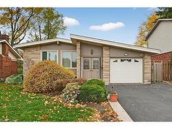 177 San Pedro Drive  Hamilton, ON L9C 2C9