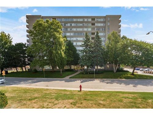 908-30 Harrisford Street  Hamilton, ON L8K 6N1