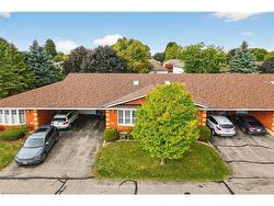 2-20 Courtland Drive  Brantford, ON N3R 7Y2