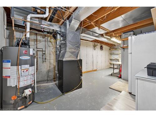 2-20 Courtland Drive, Brantford, ON - Indoor Photo Showing Basement