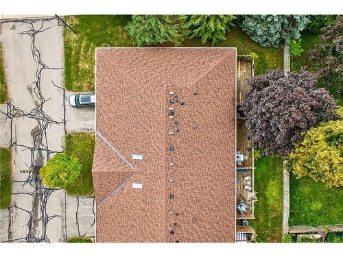 2-20 Courtland Drive, Brantford, ON - Outdoor