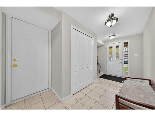 23-7 Southside Place, Hamilton, ON - Indoor Photo Showing Other Room