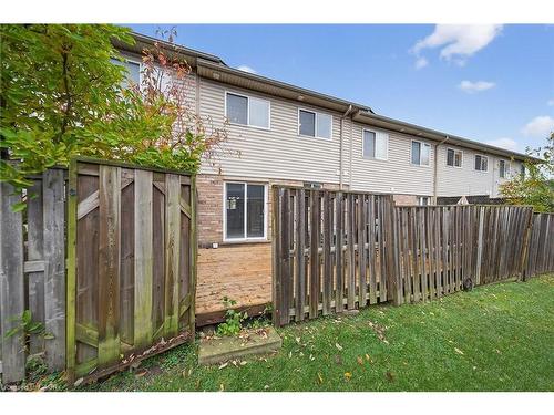 23-7 Southside Place, Hamilton, ON - Outdoor With Exterior