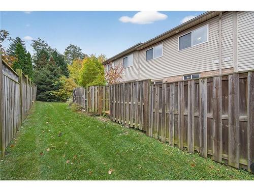 23-7 Southside Place, Hamilton, ON - Outdoor