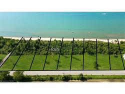 7049 Blue Coast Heights  Plympton-Wyoming, ON N0N 1E0