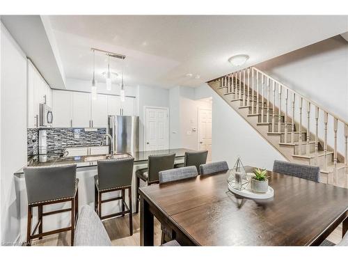 4 Dunsley Way, Whitby, ON - Indoor