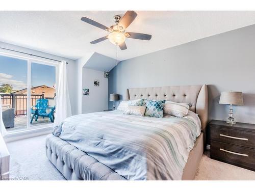 4 Dunsley Way, Whitby, ON - Indoor Photo Showing Bedroom