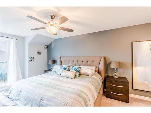 4 Dunsley Way, Whitby, ON - Indoor Photo Showing Bedroom