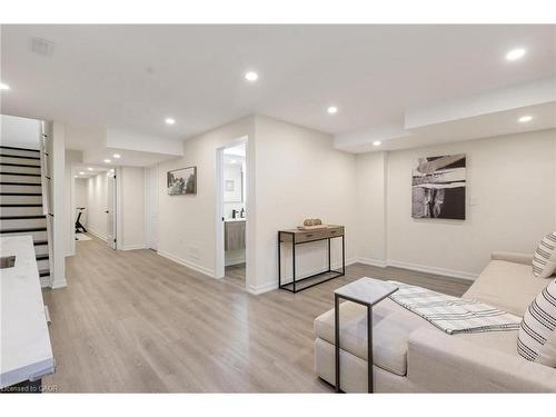 6 Sundin Drive Drive, Caledonia, ON - Indoor