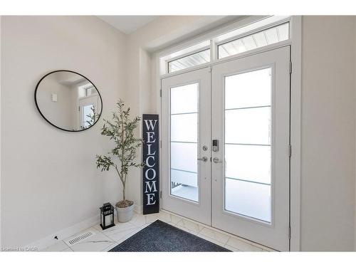 6 Sundin Drive Drive, Caledonia, ON - Indoor Photo Showing Other Room