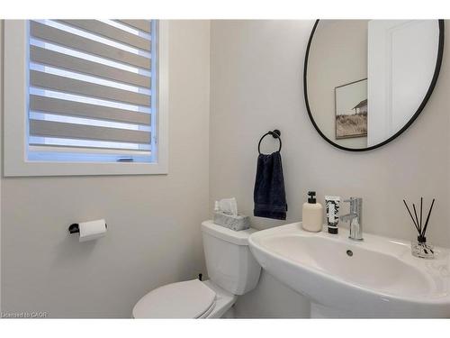 6 Sundin Drive Drive, Caledonia, ON - Indoor Photo Showing Bathroom
