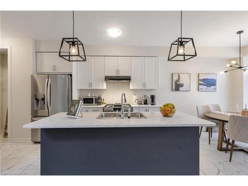 6 Sundin Drive Drive, Caledonia, ON - Indoor Photo Showing Other Room