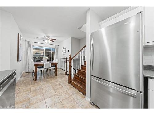 181 Walsh Crescent, Stratford, ON - Indoor