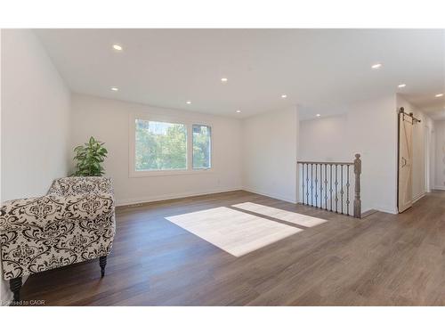 90 Culpepper Drive, Waterloo, ON - Indoor