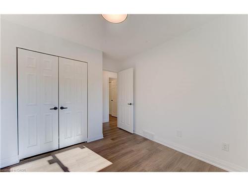 90 Culpepper Drive, Waterloo, ON - Indoor Photo Showing Other Room