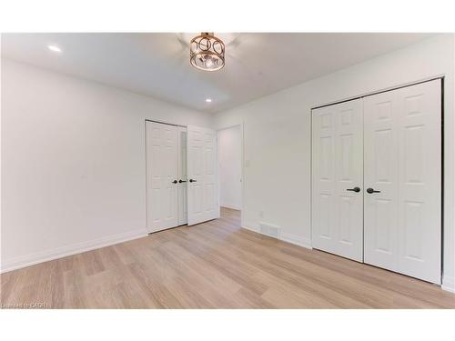 90 Culpepper Drive, Waterloo, ON - Indoor Photo Showing Other Room